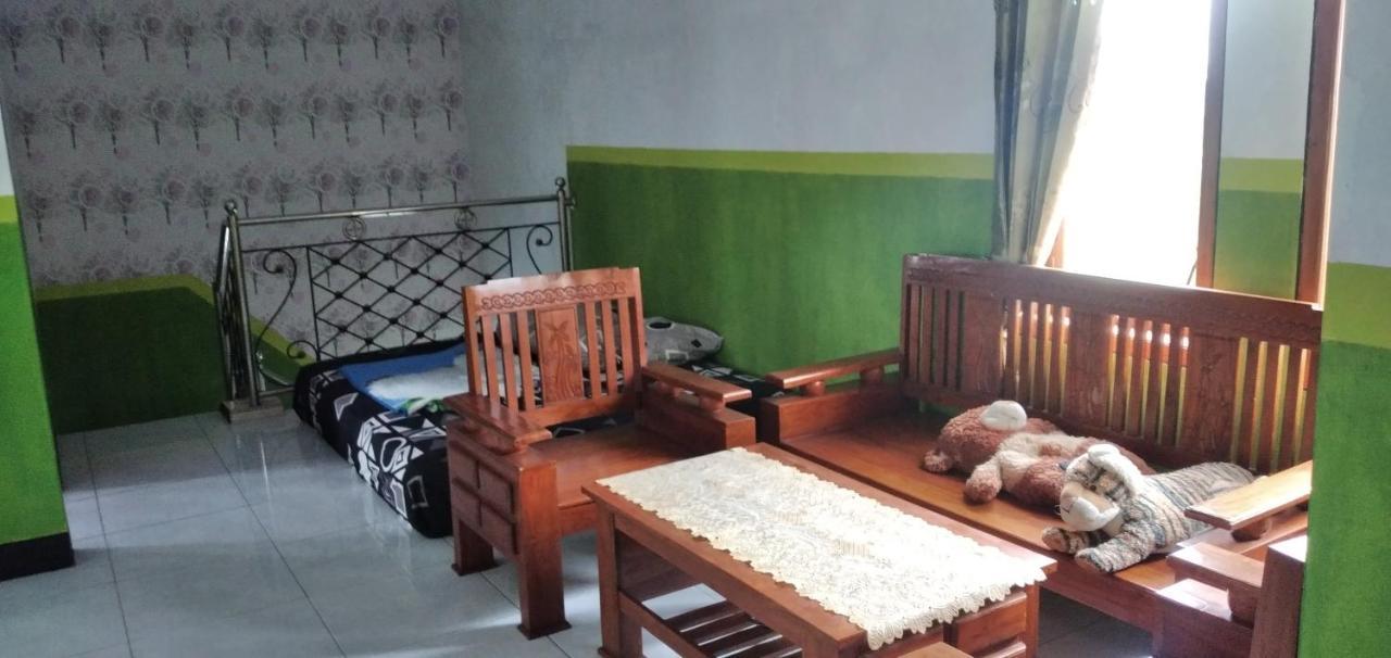 Mas Dylan Homestay Bromo Exterior photo