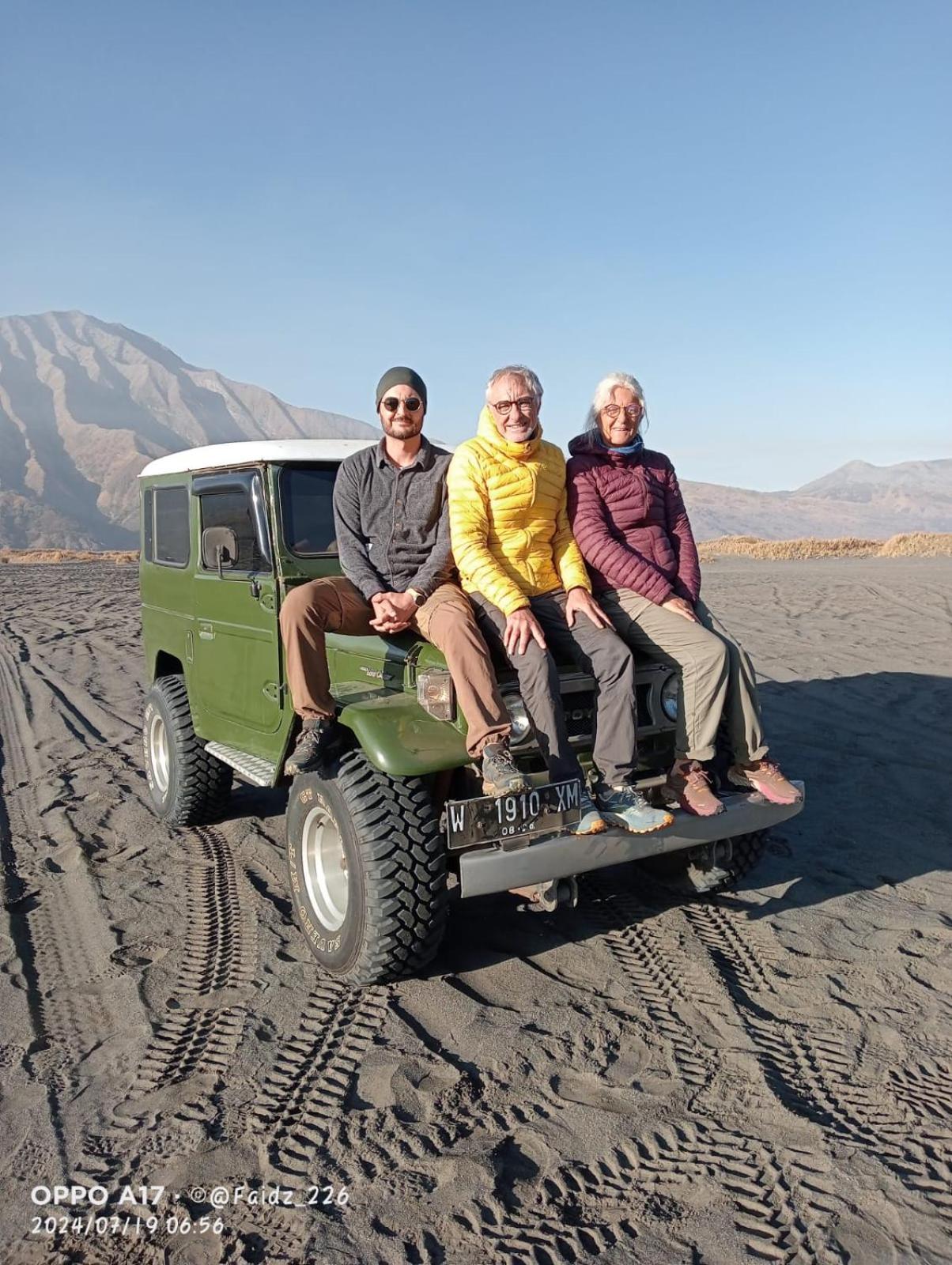 Mas Dylan Homestay Bromo Exterior photo